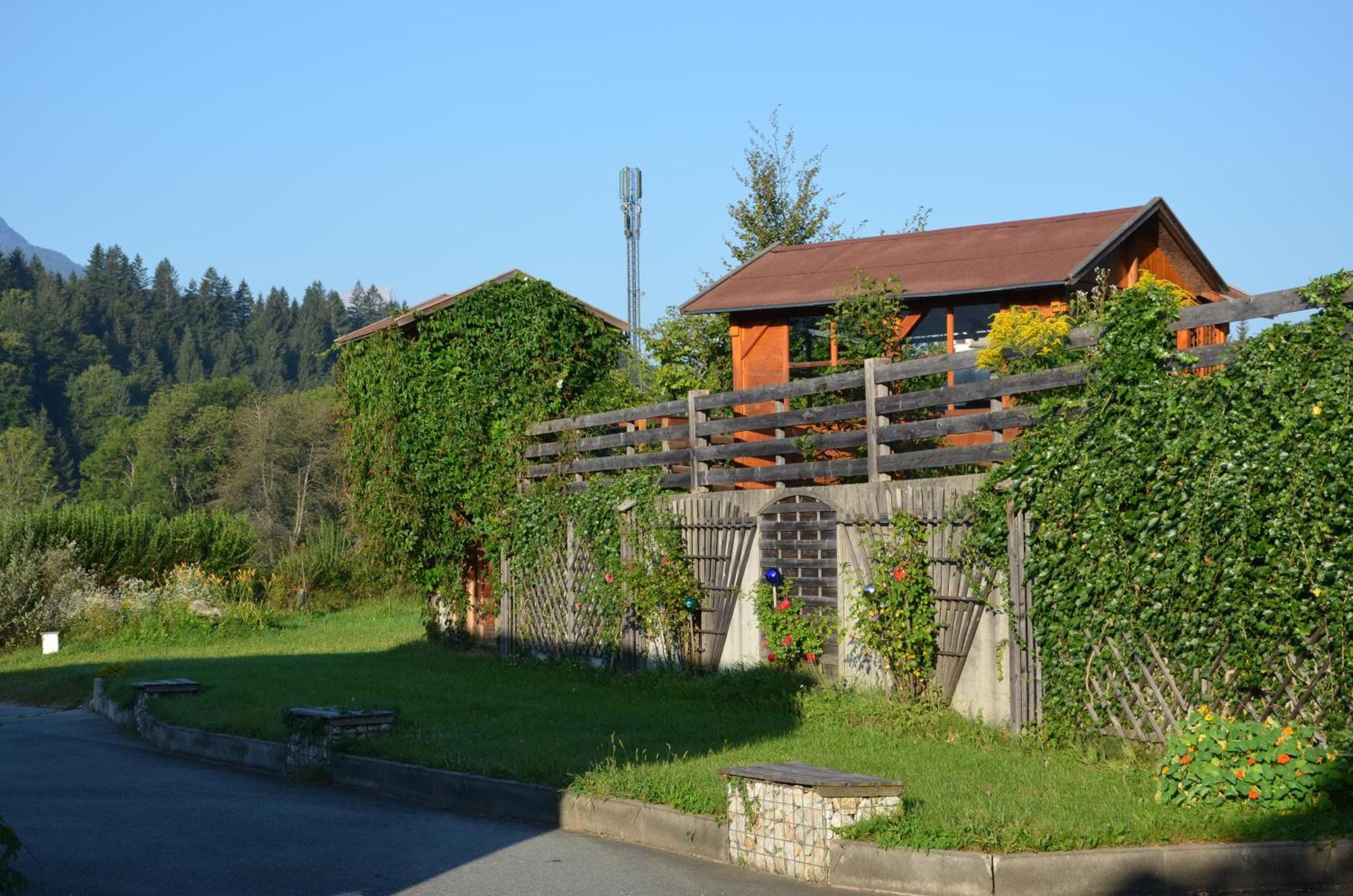 Pension Zum Schreiner Hermagor-Pressegger See Exterior photo