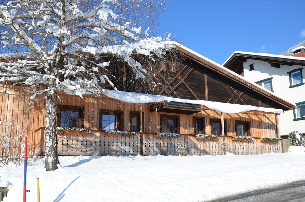 Pension Zum Schreiner Hermagor-Pressegger See Exterior photo